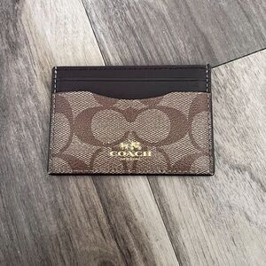 Like new* Coach Classic card case